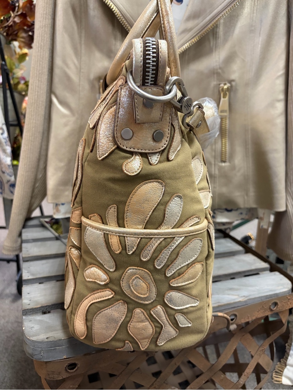 HOBO Sheila Large Satchel Saddle Stardust - Picture 2 of 4